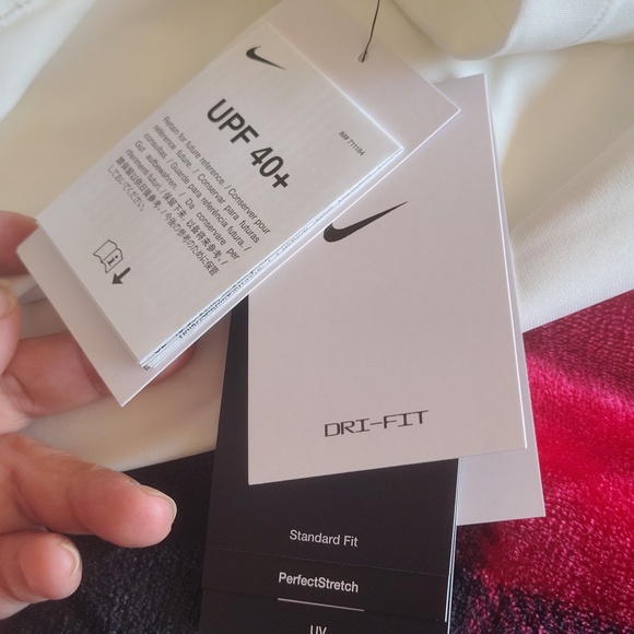 Nike 24.7 Dri - Fit  Short-Sleeve Button-Down Shirt in Light Bone - Picture 5 of 7